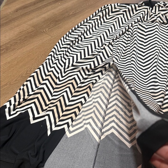 NWT Boston Proper Black and White Chevron Maxi Dress - Picture 8 of 10